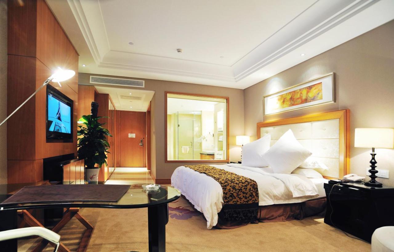 Wyndham Xinyang Downtown 호텔 외부 사진