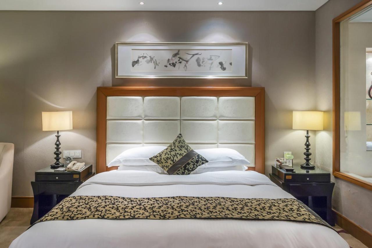 Wyndham Xinyang Downtown 호텔 외부 사진