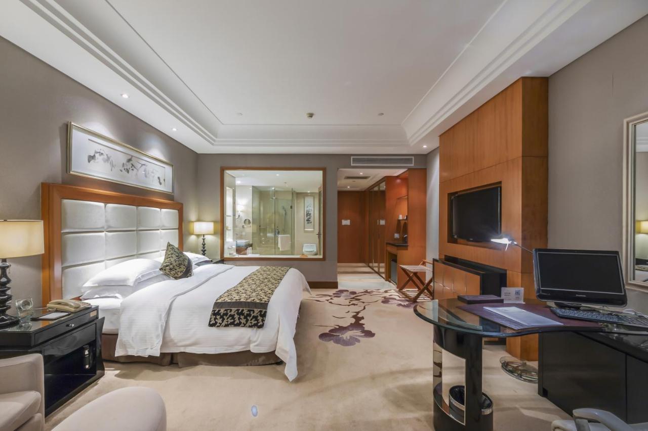 Wyndham Xinyang Downtown 호텔 외부 사진