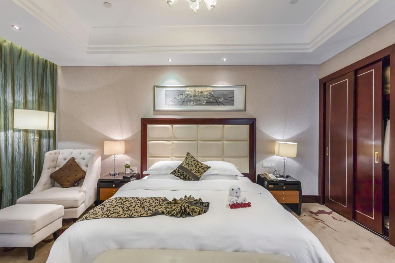 Wyndham Xinyang Downtown 호텔 외부 사진
